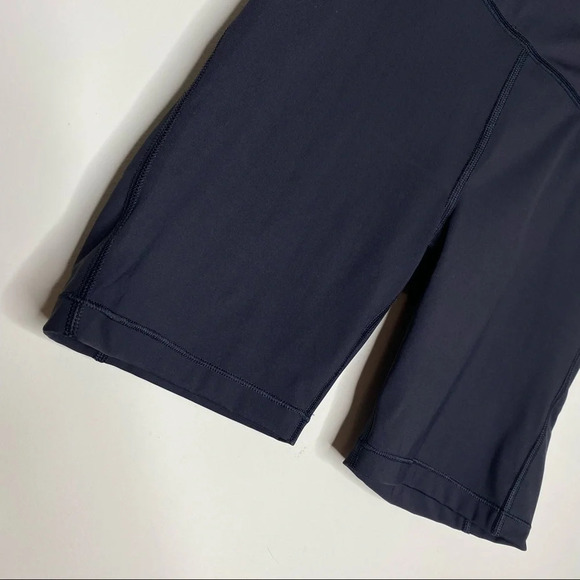 Athleta Black High Rise Ultimate Stash Pocket 7" Short Size XS - Picture 9 of 12